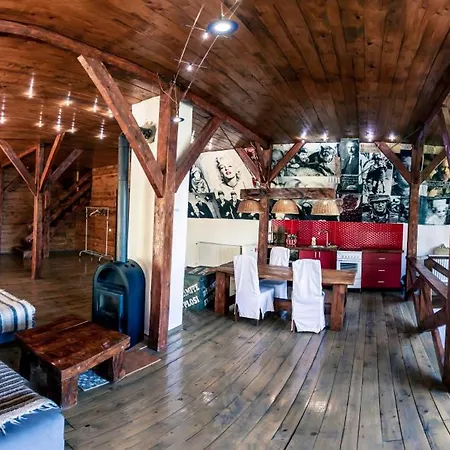 Salo I Mandry * Rakhiv